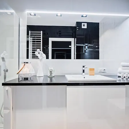 Apartamenty Homely Place Casa Verona - Stary Rynek - Parking Posen Exterior foto