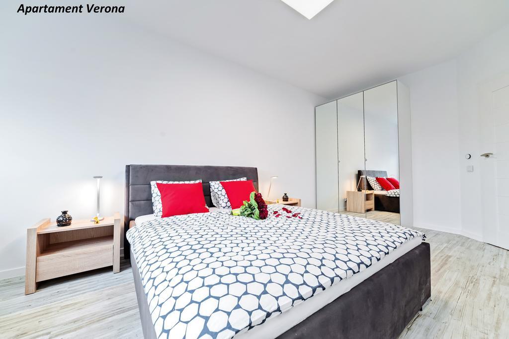 Apartamenty Homely Place Casa Verona - Stary Rynek - Parking Poznan